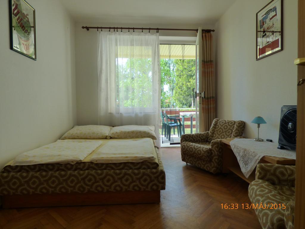 Fabian Apartman-Haz Сантод Номер фото