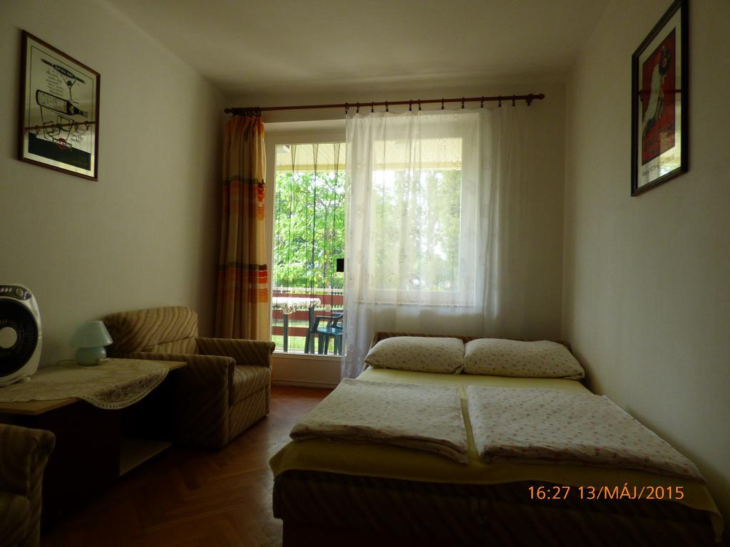Fabian Apartman-Haz Сантод Номер фото