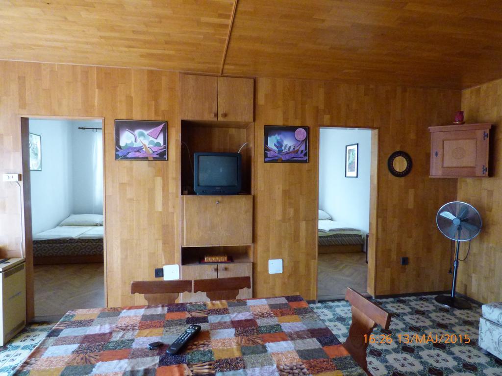 Fabian Apartman-Haz Сантод Номер фото